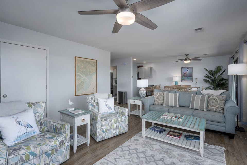 Coastal Villa Retreat on Harbor Island - 2BR-2BA - Sleeps 6 House in South Carolina