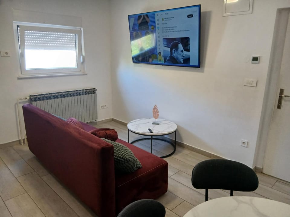 Spacious Central Sesvete Pad Apartment in City of Zagreb