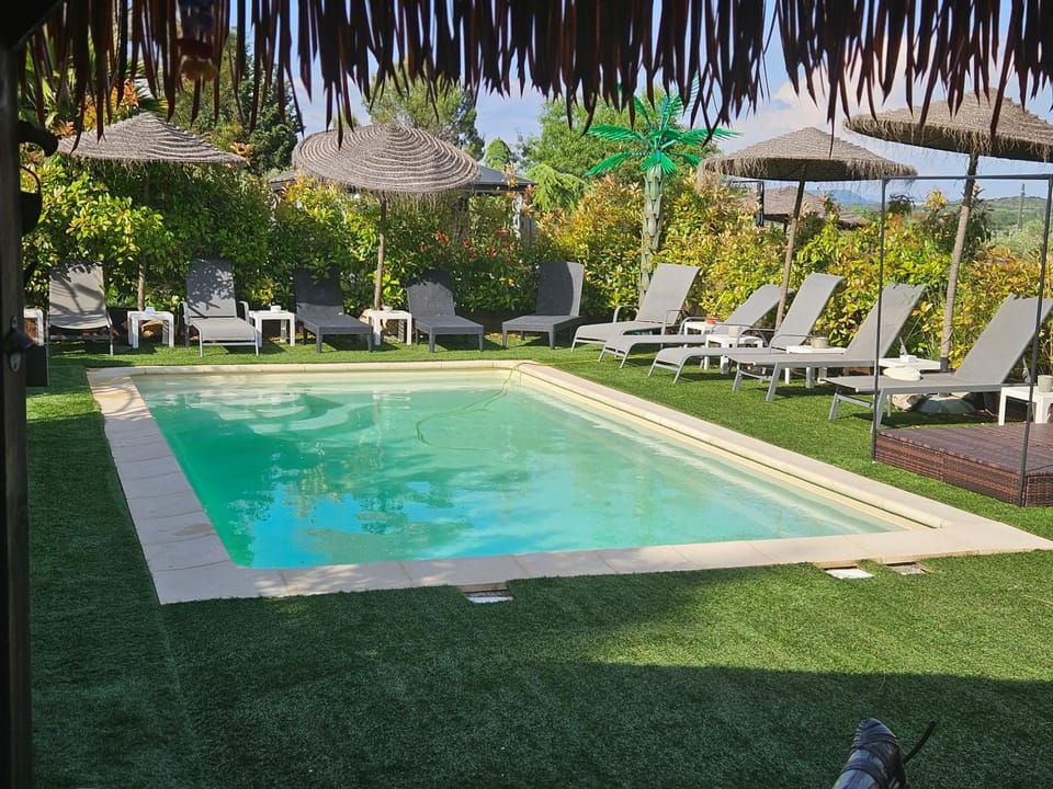 EVGmazetsyurt piscine lapicholine House in French Riviera
