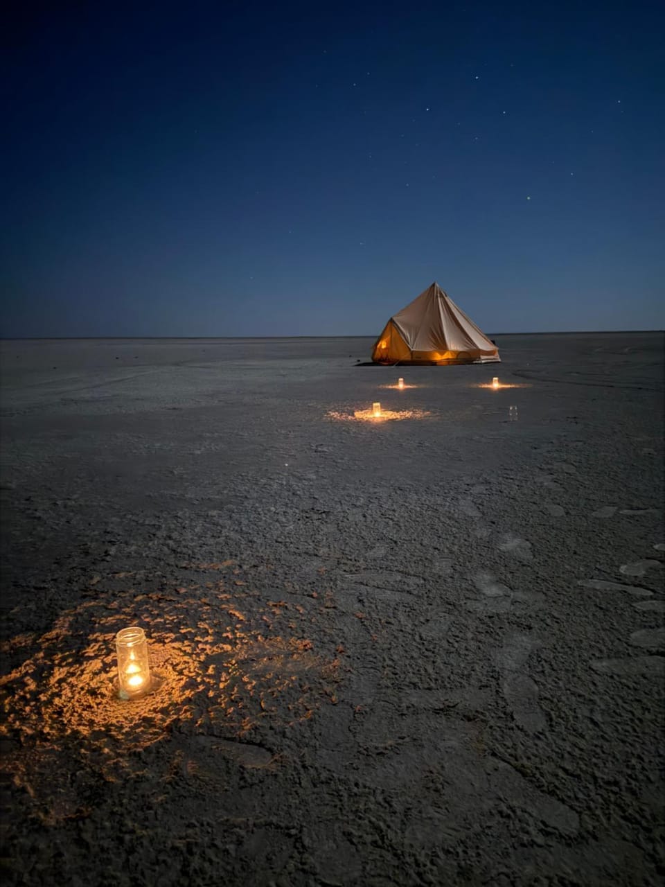 Mobile luxury camping Luxury tent in Africa