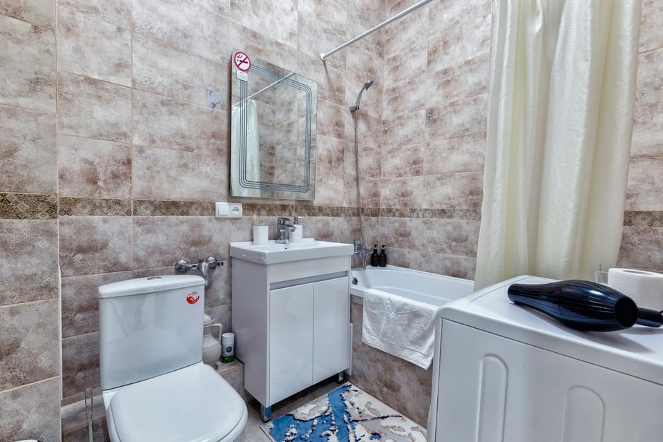Toilet, Bathroom, Bath, towels