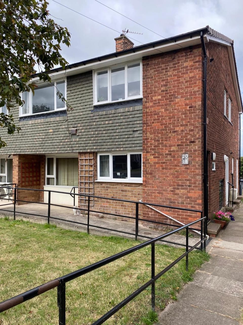Spacious Town Centre Apartment Apartment in Borough of Barnsley