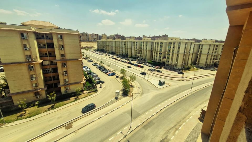 Day, Neighbourhood, Street view, Location