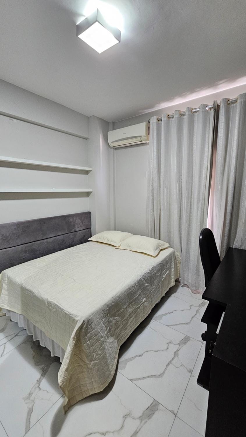 Quarto no apartamento do Edifício Ilha de Maui Vacation rental in Belém