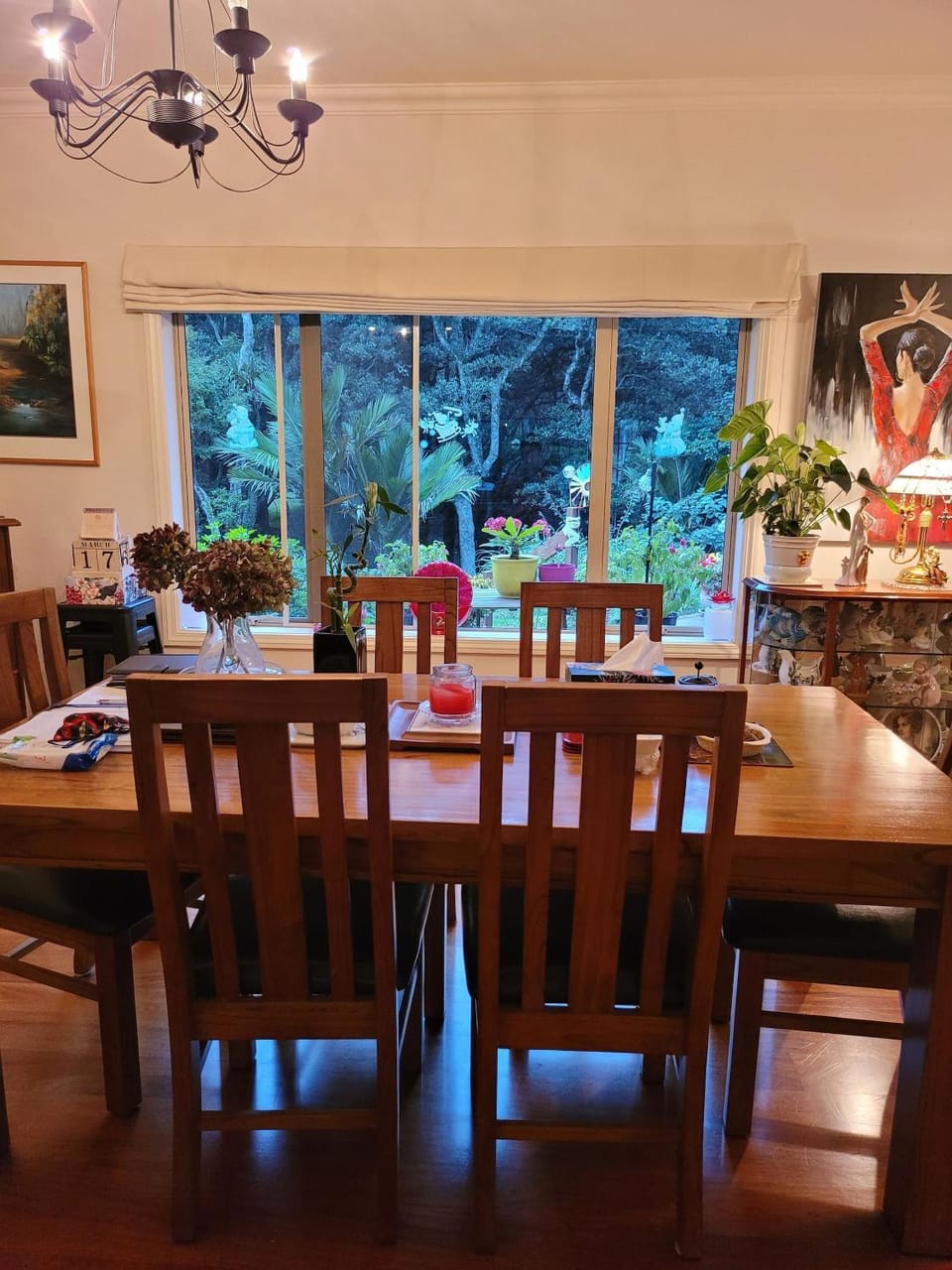 Decorative detail, Dining area