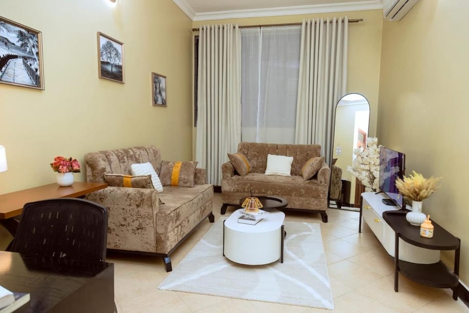 Calm Escape Cozy 1BR Quiet Stay & Breakfast Near Mlimani City Mall Apartment in City of Dar es Salaam