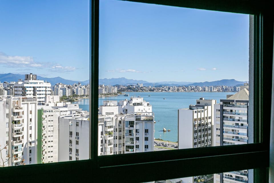 Nearby landmark, Day, Natural landscape, City view, Sea view