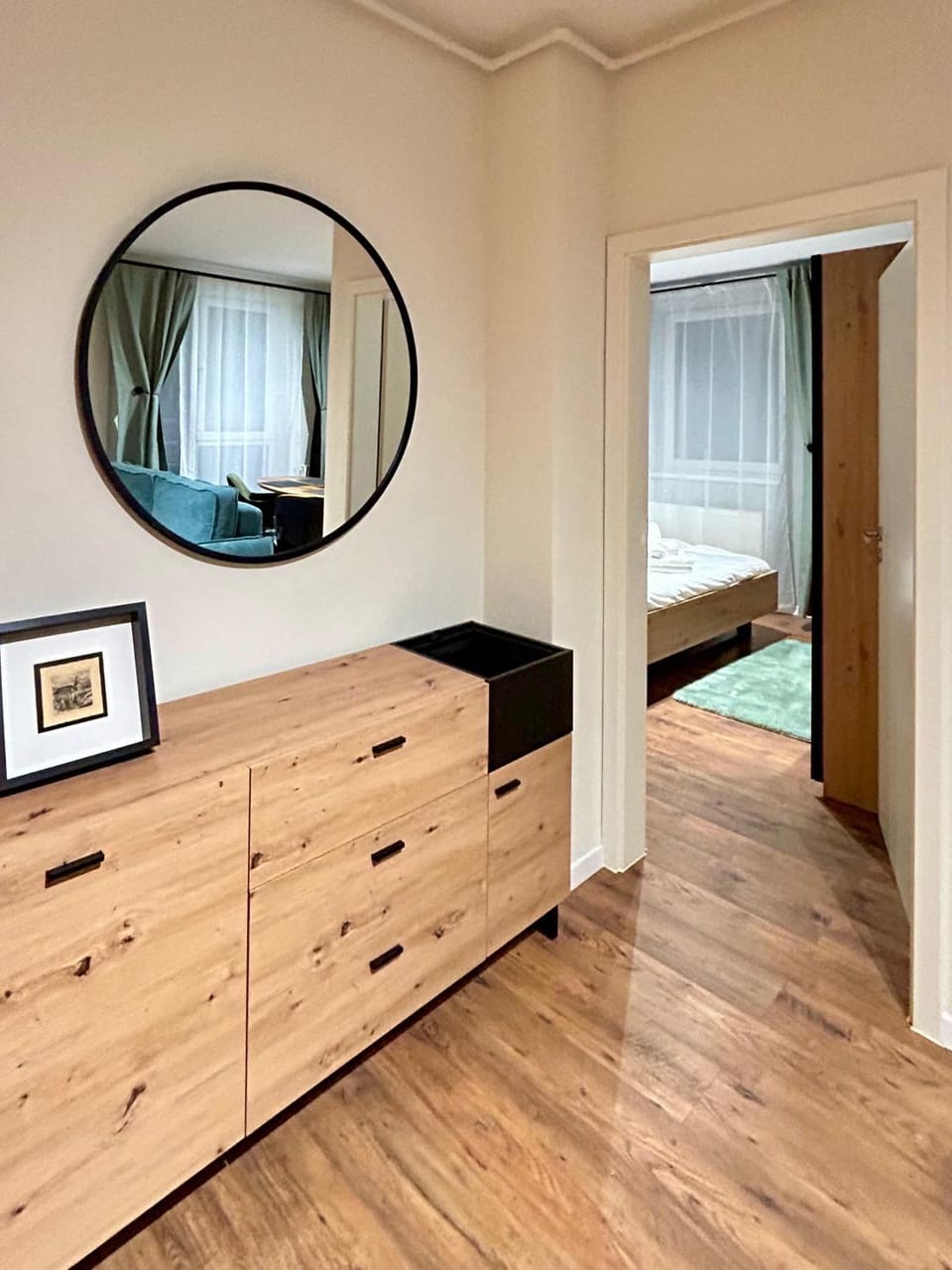 Photo of the whole room, Decorative detail, Bedroom