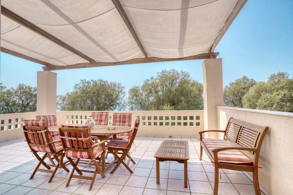 Patio, Day, View (from property/room), Balcony/Terrace, Dining area