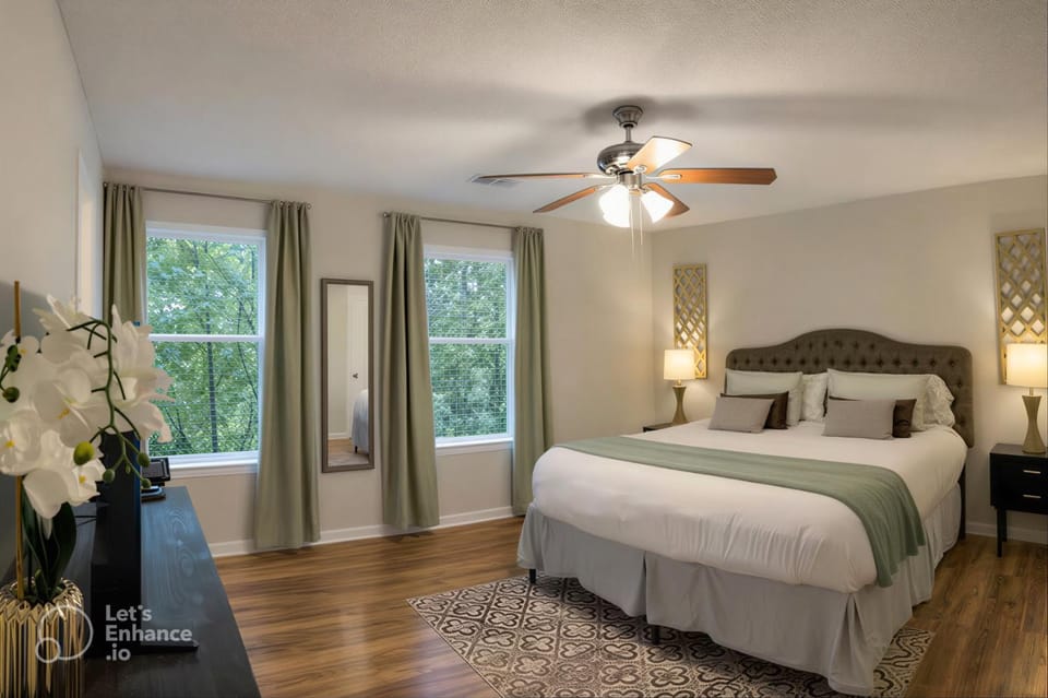 Bed, Photo of the whole room, Bedroom