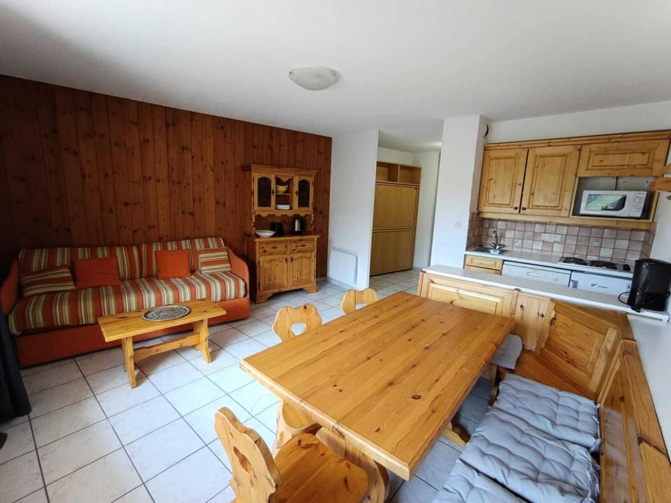 Résidence Forum - Très bel appartement plein sud, superbe vue MAE-8033 Apartment in Montgenèvre