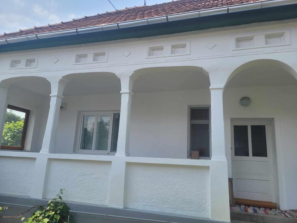 Căsuta Albă House in Brașov County