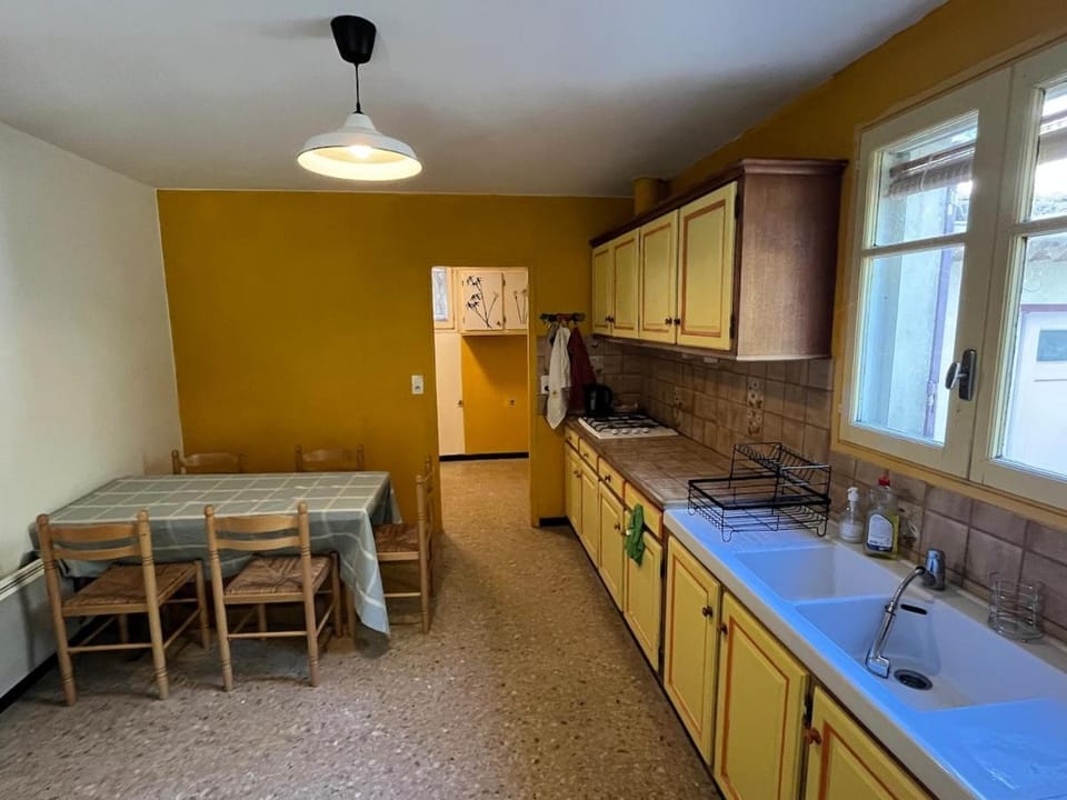 Villa Marguerite jardin et parking 20min Avignon et St Remy Villa in Provence-Alpes-Côte d'Azur