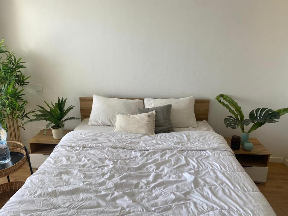 Chic Urban Studio with Stunning City Views, Panoramic View Of The Ocean Beach & Agadir Ouflla Mountains Apartment in Agadir