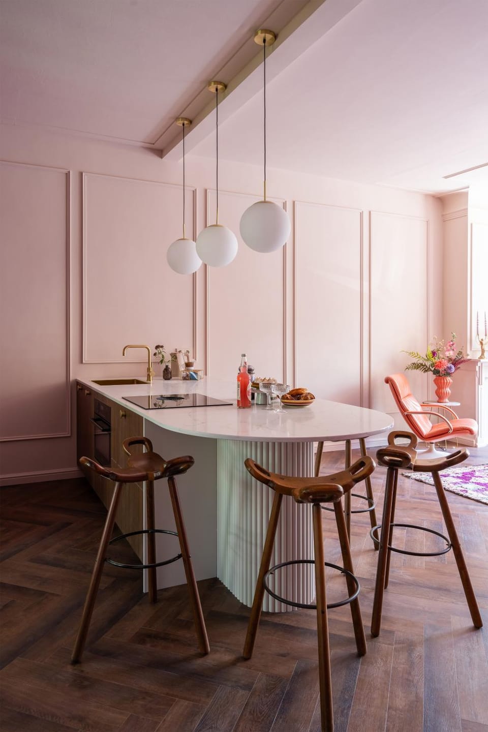 Dining area, kitchen