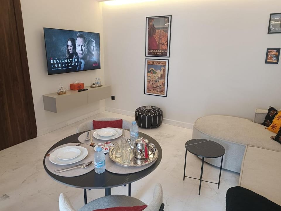 Sunny Studio Apartment with Courtyard Apartment in Casablanca