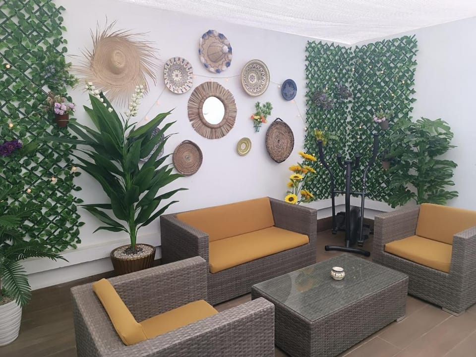 Sunny Studio Apartment with Courtyard Apartment in Casablanca