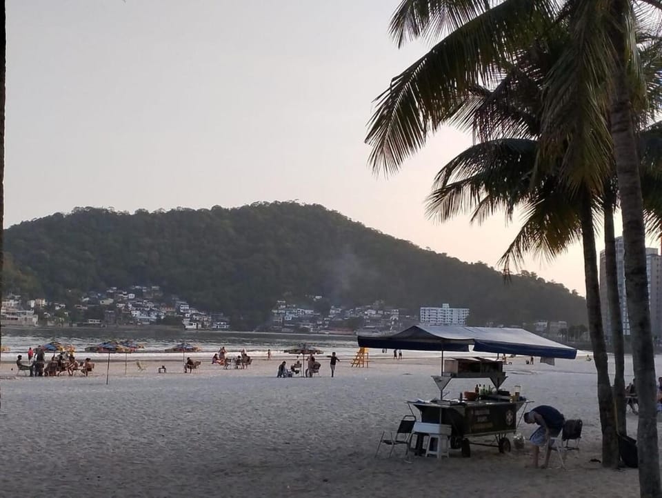 Esquina do Oceano, apartamento em frente à Praia Gonzaguinha Apartment in Santos