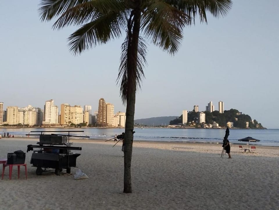 Esquina do Oceano, apartamento em frente à Praia Gonzaguinha Apartment in Santos