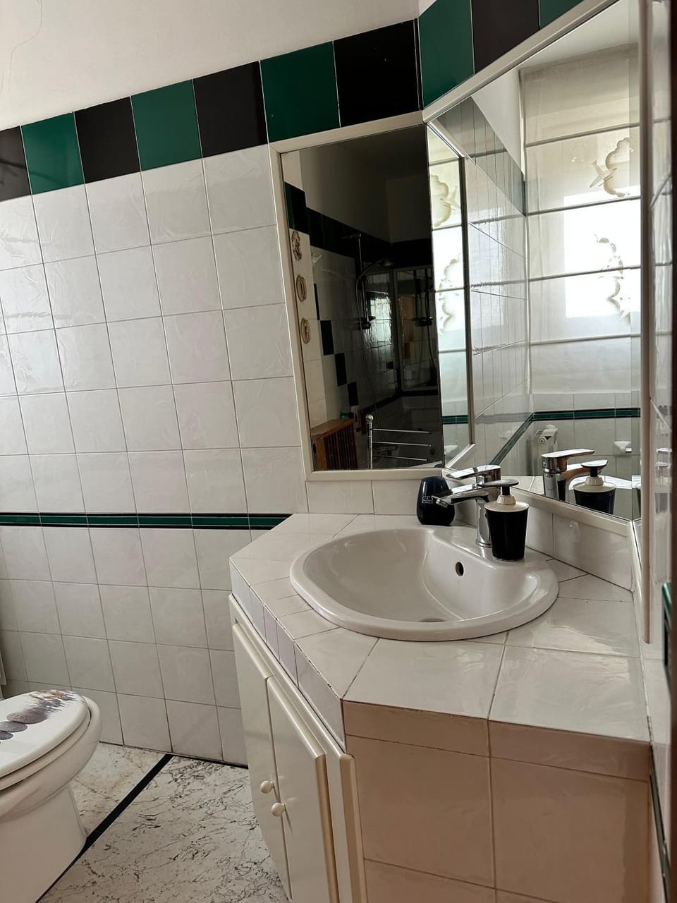 Toilet, Bathroom