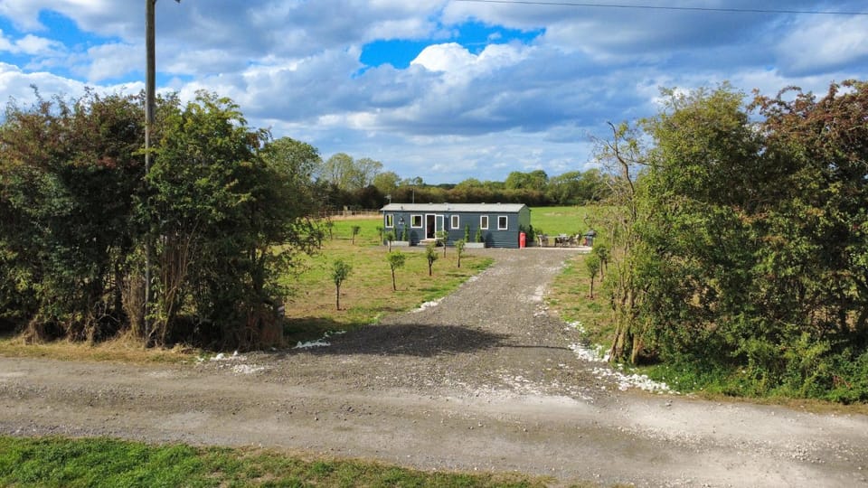 Property building, Garden view