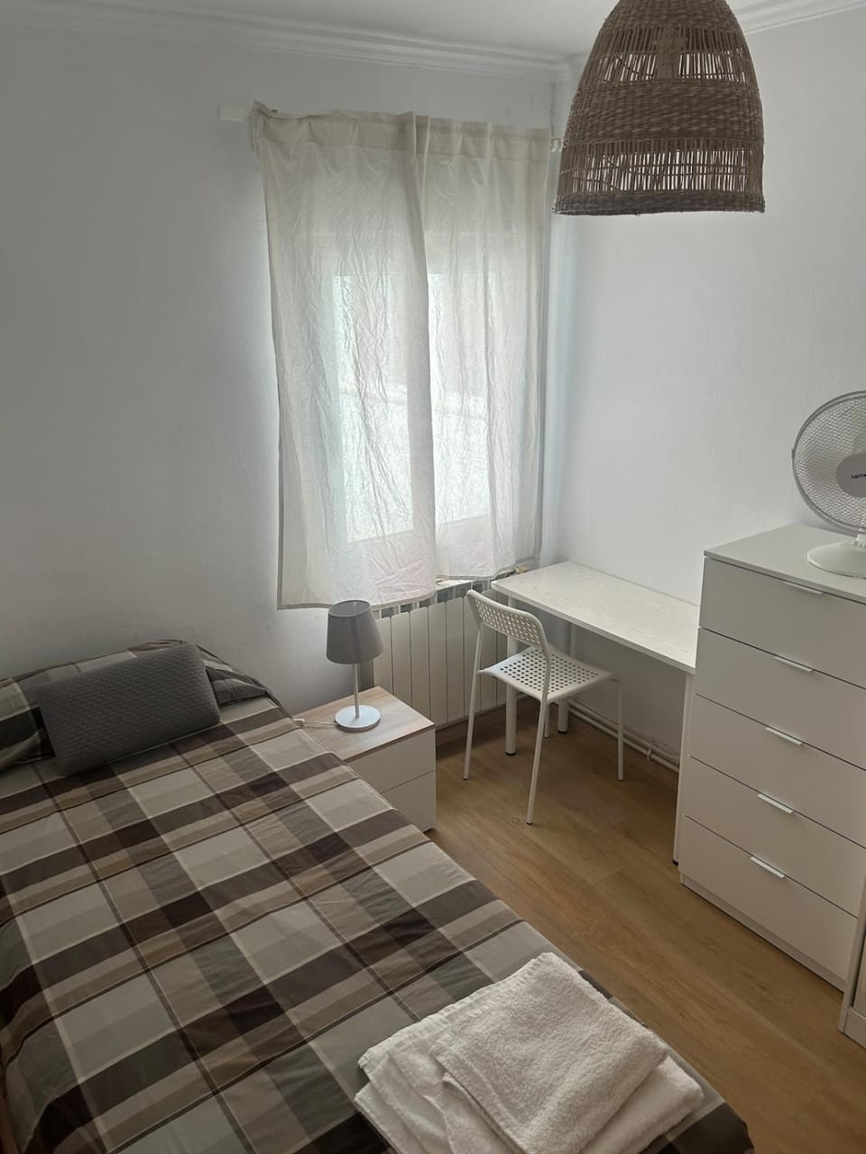 Piso 4 Habitaciones Apartment in Valladolid