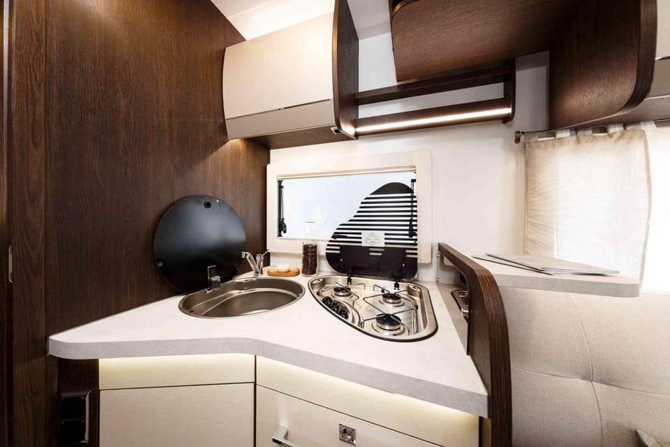 Kitchen or kitchenette, stove