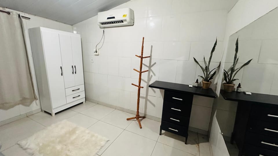 wardrobe, air conditioner