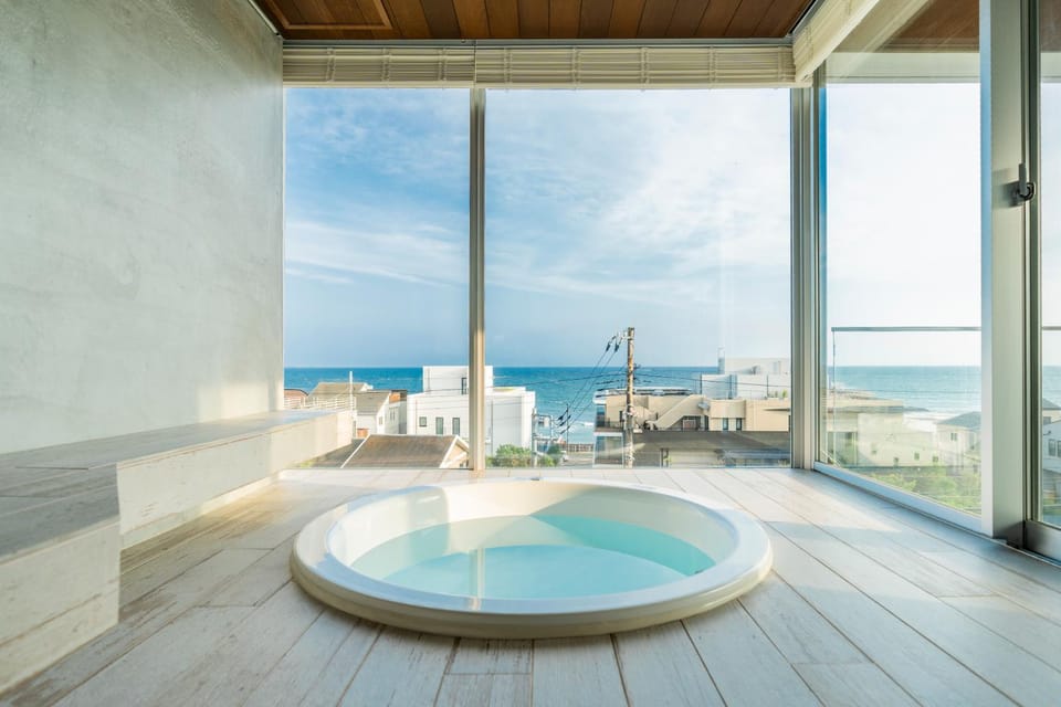 Hot Tub, Hot Tub, Sea view