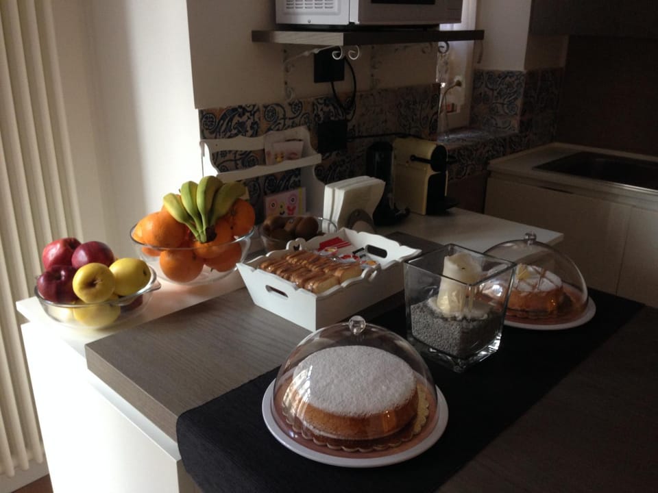 Breakfast, Continental breakfast, Buffet breakfast, Italian breakfast