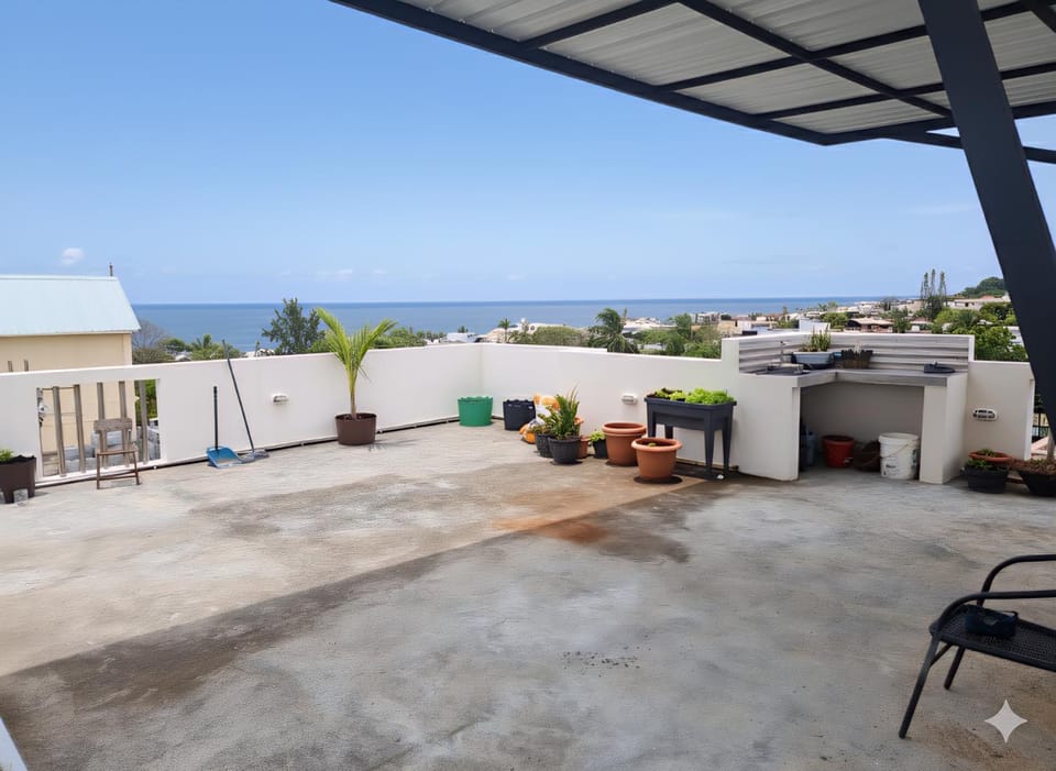 Property building, Natural landscape, View (from property/room), Balcony/Terrace, Sea view