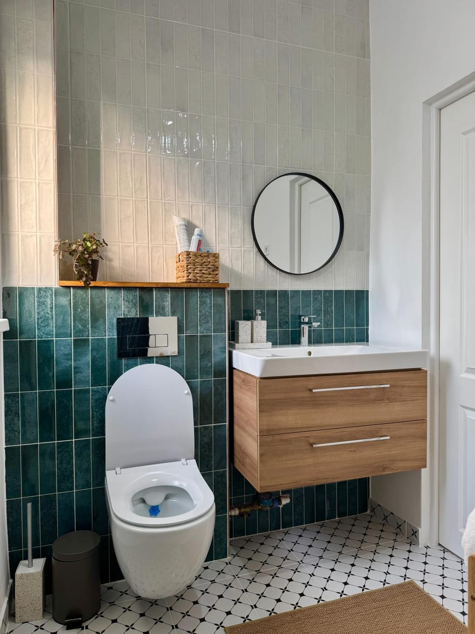 Toilet, Bathroom