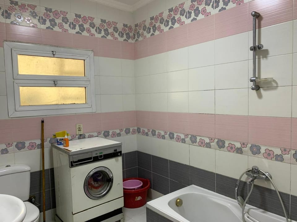 شقة عائلية مريحة بالمهندسين Apartment in Egypt