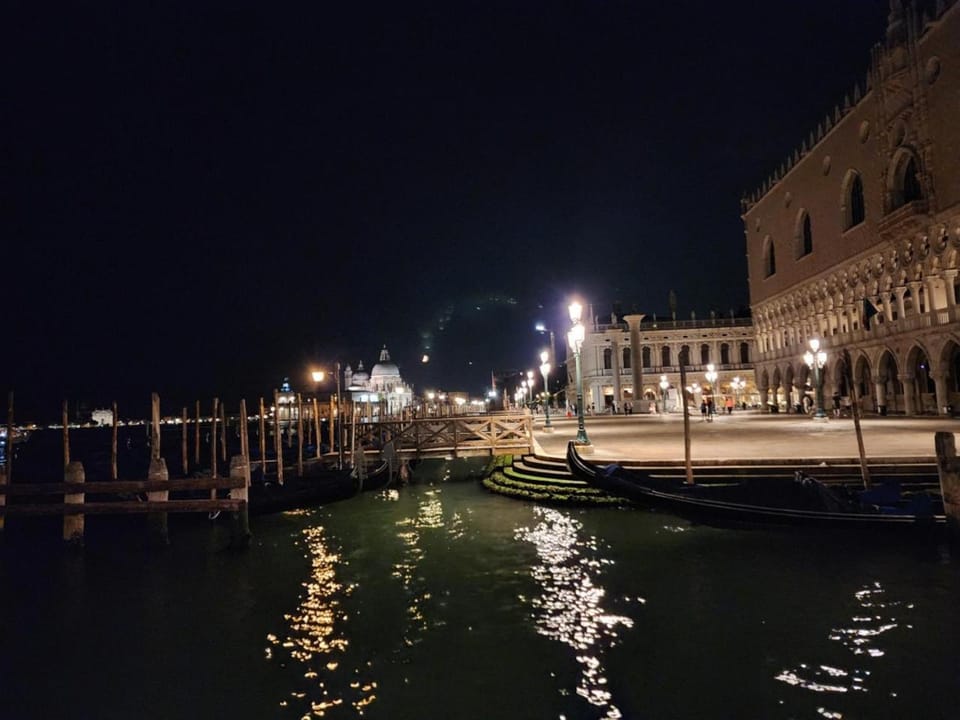 Nearby landmark, Night, Activities