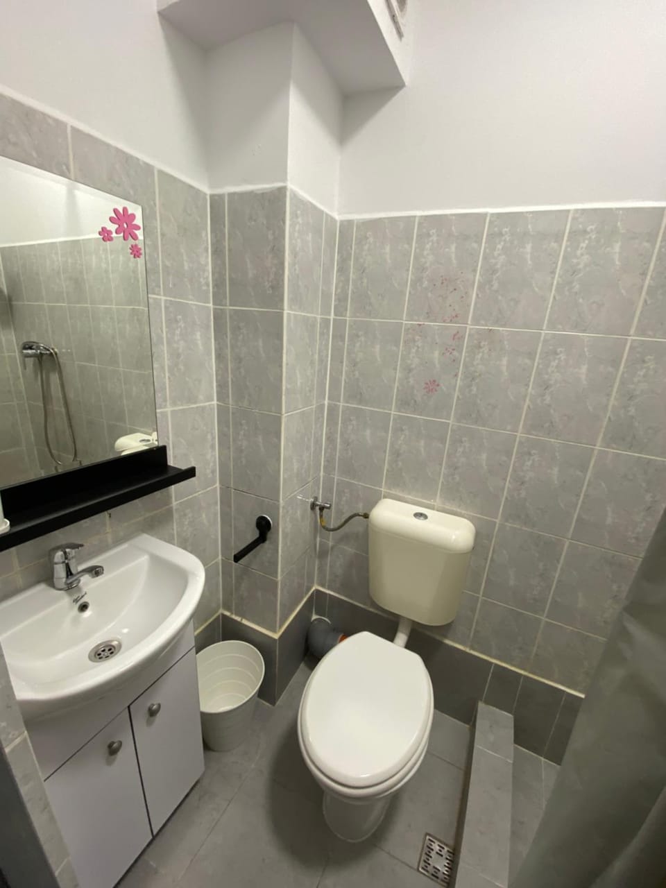 ELLES Accommodations Hostel in Bucharest