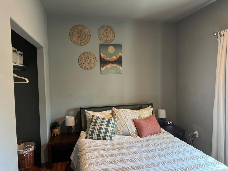 Chic Boho GroundFloor 2BR in Town House in Fairbanks