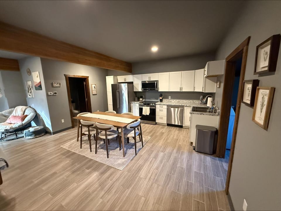 Chic Boho GroundFloor 2BR in Town House in Fairbanks