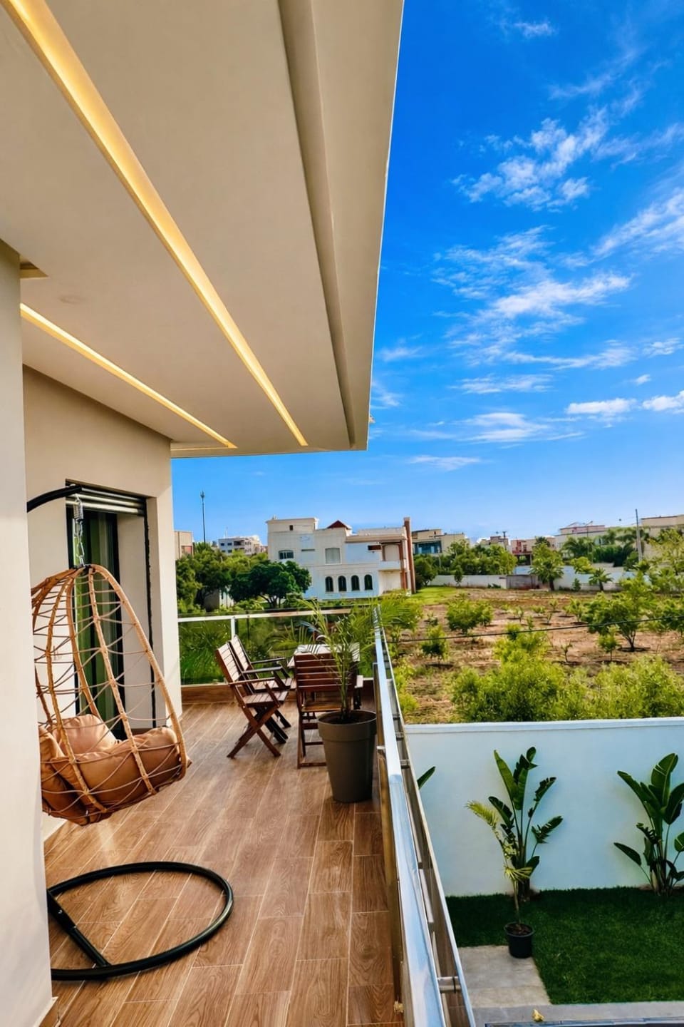 Villa de luxe piscine chauffée & Jacuzzi & Petit déjeuner Villa in Fez-Meknès