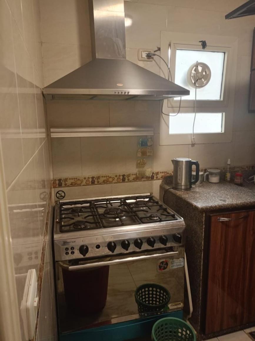 شقة في المعادي الجديدة بالقاهرة قرب كارفور Apartment in Cairo Governorate