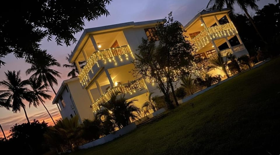 Tranquil Kilifi Creek-Front Villa, a Private Oasis Bed and Breakfast in Kenya