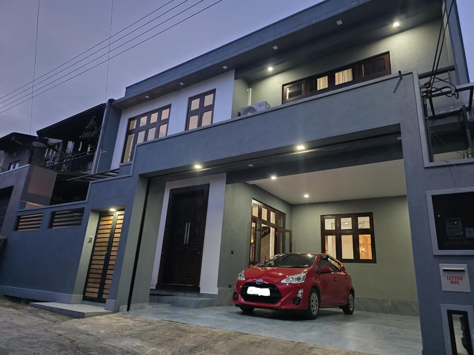Facade/entrance, Parking