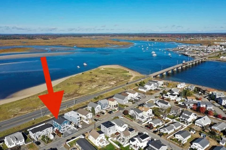 Riptide Retreat - Walk to Hampton & Seabrook Beach Apartment in Seabrook