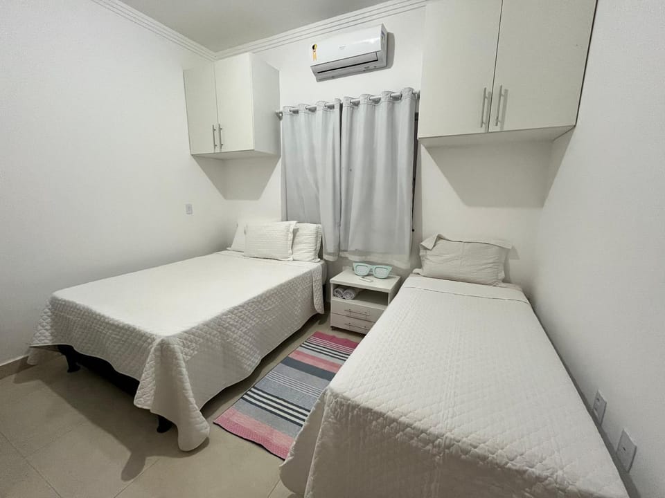 Bed, Photo of the whole room, Bedroom, air conditioner