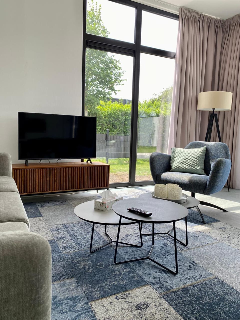 Breskens Chalet Duingras mit Zaun & Windschutz Nr B125 House in Zeeland, Netherlands