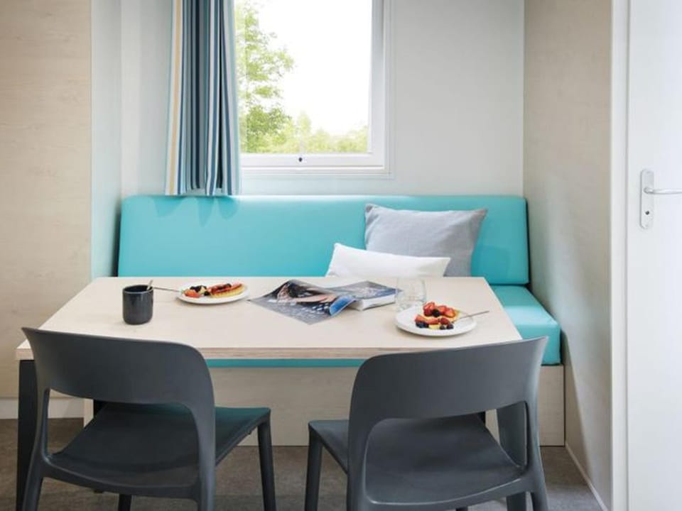 Mobil home avec Terrasse - 4 pers, 2 chambres - API-1-52-246 Campground/ 
RV Resort in Occitanie
