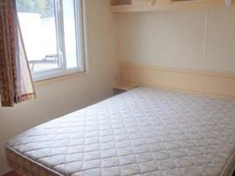 Mobil home pour 8 personnes avec terrasse accessible - API-1-52-408 Campground/ 
RV Resort in Auvergne-Rhône-Alpes