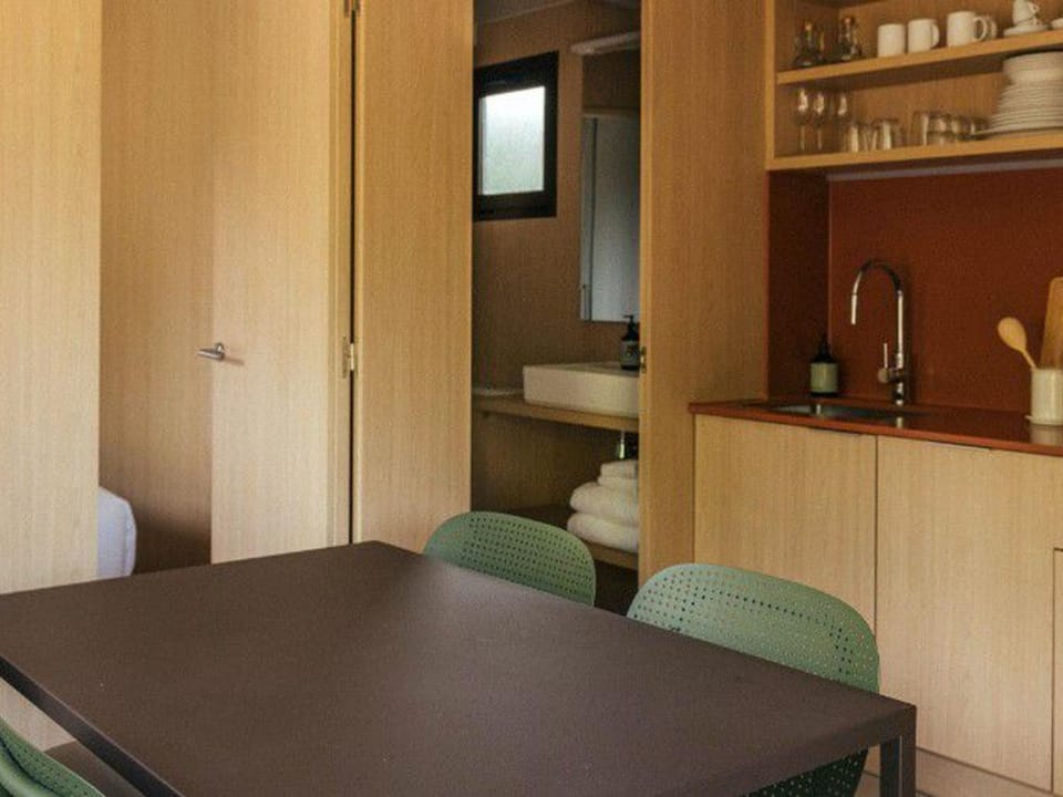 Mobil-home 2 chambres avec terrasse à San Sebastián - API-1-52-590 Campground/ 
RV Resort in Basque Country