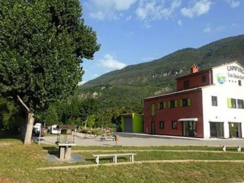 Charmant gîte 43m² à Puget-Théniers - API-1-52-695 Campground/ 
RV Resort in Provence-Alpes-Côte d'Azur