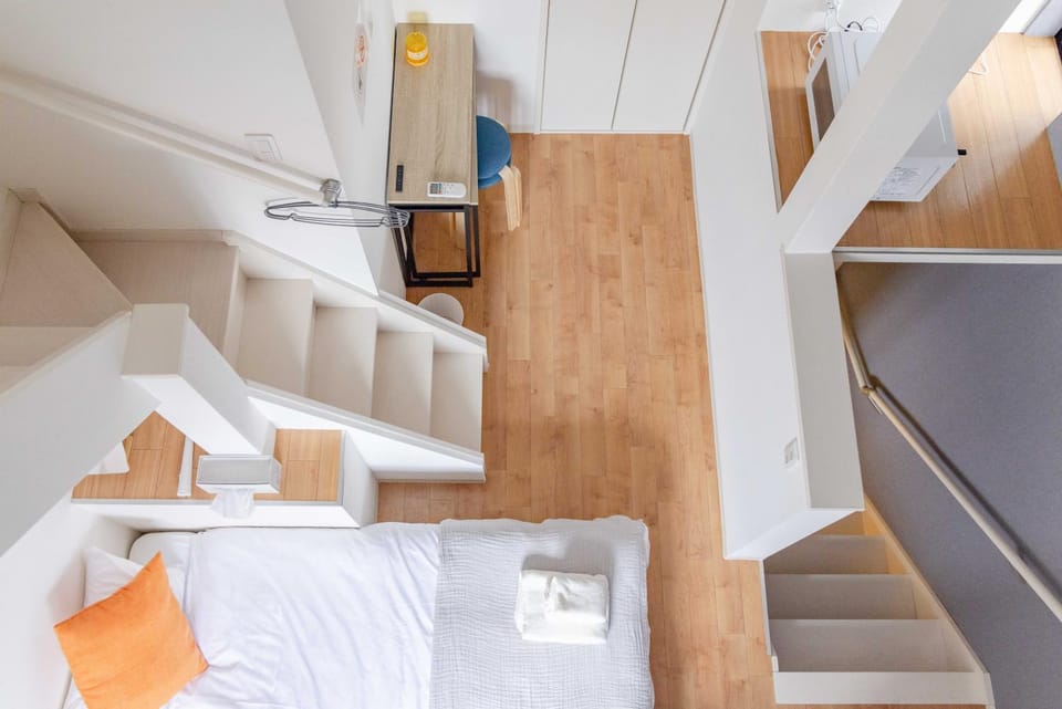 Bed, Photo of the whole room, Bedroom