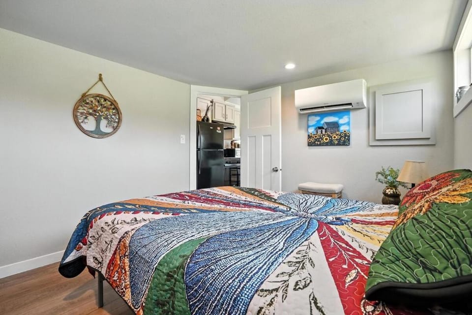 The Fluffy Cow - BRAND NEW 1 BD CABIN Cabin in Custer